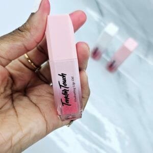 non sticky lip oil